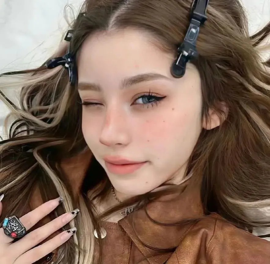 今天也在教反派做人